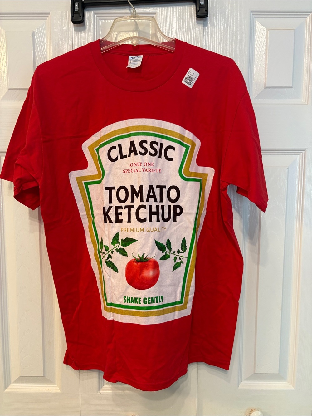 657 Classic Red Tomato Ketchup Graphic Men’s Tee